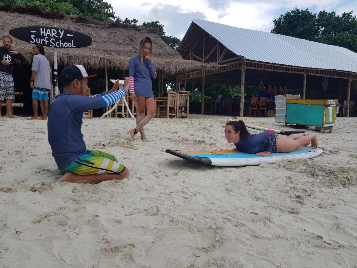 Tropical Sunday Bungalow - Surf And Stay Selong Belanak Esterno foto